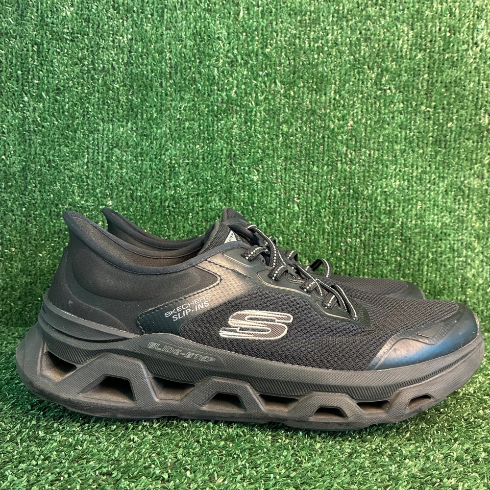 Skechers Glide-Step Altus Slip-Ins Hands Free Comfort Sneaker Black Mens Size 10